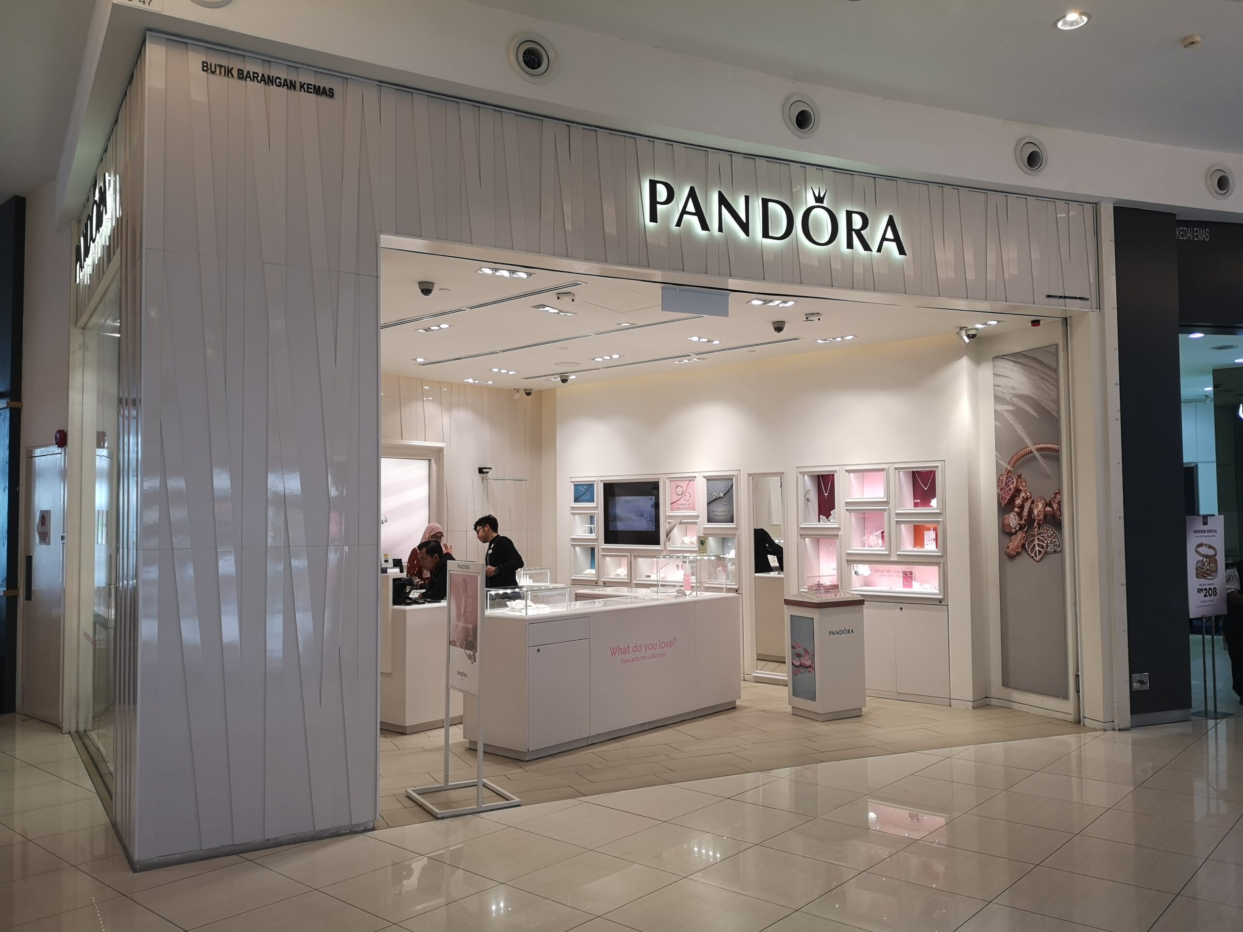 3D Backlit / Reverse-Lit / Halo-Lit Channel Letter Signs Signboard Malaysia | LED Backlit Indoor Outdoor Hospital School University Retail Shop Cafe Restaurant Franchise | Supplier Manufacture Installer | Kedah Alor Setar Sungai Petani Jitra Changloon Kulim Langkawi